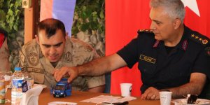 Down sendromlu Enes'in Mehmetçik olma mutluluğu