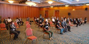 Van'da düzenlenen "Van Gölü Sempozyumu" devam ediyor