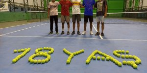 Iğdırlı genç tenisçiler Türkiye Şampiyonası finalleri için ter döküyor