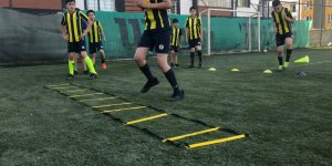 Ağrı Fenerbahçe Futbol Okulu Antrenmanlara Başladı
