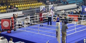 Büyükşehir'in sporcusu Özkısa boksta Türkiye şampiyonu oldu