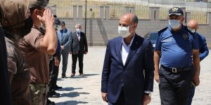 Emniyet Genel Müdürü Mehmet Aktaş, Elazığ'da teşkilat mensupları ve aileleriyle bayramlaştı: