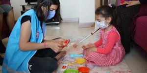Elazığ depreminin sembol ismi Yüsra bebek ve annesine bayram ziyareti