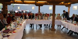 Şensoy'a veda yemeği