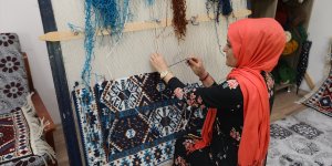 Van'dan NASA'ya aile özlemi temalı yöresel kilimle teşekkür