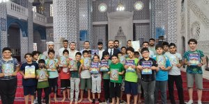 Müftü Açık, yaz Kur'an kursuna ziyaret etti