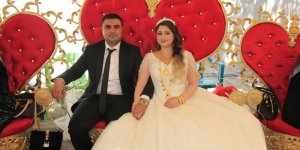 Önce aşı oldular, sonra halay çektiler