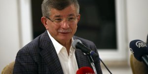 Gelecek Partisi Genel Başkanı Davutoğlu, Erzurum'da basın mensuplarıyla bir araya geldi: