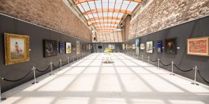 İtalyan ressamların tabloları İshak Paşa Sarayı'nda sergileniyor