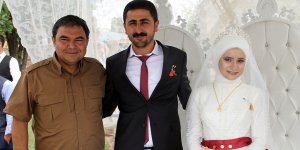 Gazeteci Ramazan Demir’in düğününde sürpriz hediye: Kaymakam Balcı’dan Ürgüp’te 1 haftalık tatil