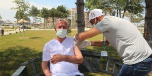 Başkan Akman'dan 'aşı olun' çağrısı