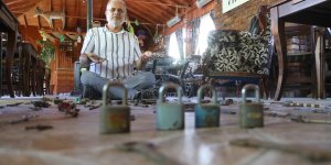 20 yıldır biriktirdiği kapı kilitlerini koleksiyon haline getirdi