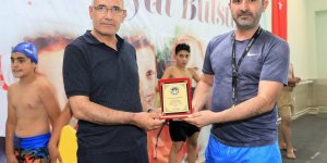 Battalgazi'deki yüzme kursu yoğun ilgi görüyor