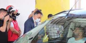 Vali Çağatay polis kontrol noktasındaki aşı çalışmasına katıldı