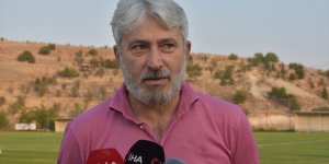 Yeni Malatyaspor Sportif Direktörü Erdoğan: "Malatya'ya futbolcu getirmek çok zor"