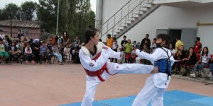 Aziziye Gençlik'te spor şöleni