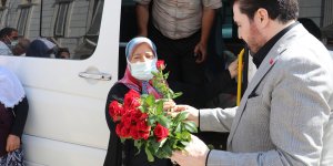 Diyarbakır annelerinden 'Beyaz Yürüyüş'e hazırlanan Ağrı Belediyesine teşekkür ziyareti