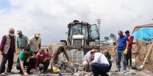 Kaymakam Çelik, köylerde devam eden çalışmaları yerinde inceledi