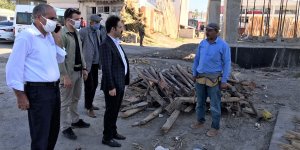 Saray'da Van evleri mimarisiyle yapılan 54 dükkanın inşaatı devam ediyor