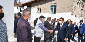 Başkan Gürkan mahalle sakinleri ile bir araya geldi