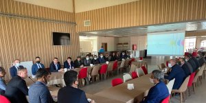 Ağrı'da lise müdürleri ile Seviye Tespit Sınavı sonuçları değerlendirildi
