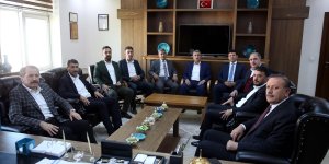 Memur-Sen Genel Başkanı Yalçın, Bitlis'te Genişletilmiş İl Divan Toplantısı'nda konuştu: