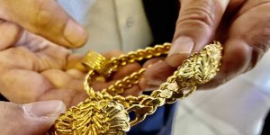 Bulduğu 70 bin lira değerindeki altınları sahibine teslim etti