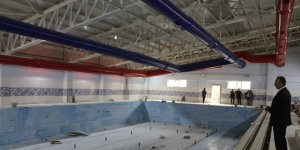 Şemdinli'deki yarı olimpik yüzme havuzu bitme aşmasına geldi