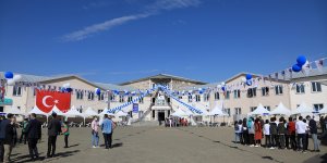 Bingöl'de düzenlenen "Bilim ve Sanat Şenliği"ne 10 ilden 52 proje katıldı