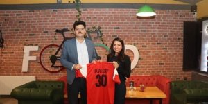 Çukurca'da voleybol ve masa tenisi turnuvası