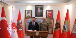 Vali Sarıibrahim'den Tuğgeneral Özbakır'a iade-i ziyaret
