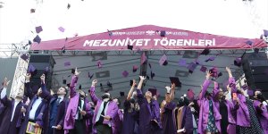 Maltepe Üniversitesi mezunlarını uğurladı