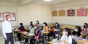 Ağrı Milli Eğitim Müdürü Kökrek, Tutak İlçesindeki okulları inceledi