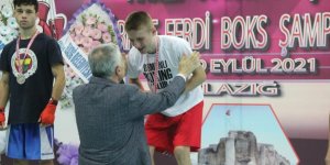 Elazığ’da düzenlenen Ahmet Uygur Türkiye Ferdi Boks Şampiyonası’na Trabzon damgası