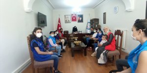 Keban Belediye Başkanı Fethiye Atlı'yı gençler ziyaret etti