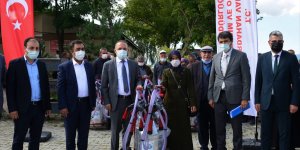 Ardahan'da 150 sıvat ile 100 süt sağım makinesi dağıtıldı