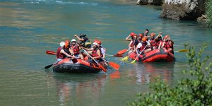 "Munzur Çayı" rafting tutkunları için çekim alanı oldu