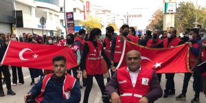 Elazığ'da Kızılay Haftası yürüyüşü