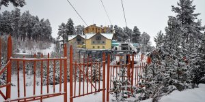 Cıbıltepe'de turizmciler sezonun ilk kayağını yaptı