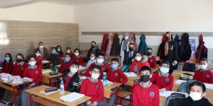 Kaymakam Çelik okulları denetledi