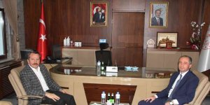 Memur Sen Genel Başkanı Yalçın'dan Ağrı Milli Eğitim Müdürü Kökrek'e ziyaret