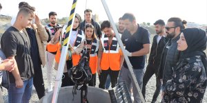 Zorlu hayat kurtarma görevlerine üniversite okurken hazırlanıyorlar