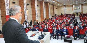 Diyanet İşleri Başkan Yardımcısı İşliyen, Erzincan'da konferans verdi: