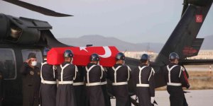 Şehit yakınından duygulandıran sözler: "Birimiz değil, binimiz bu millete feda olsun. Devletimiz yaşasın"