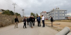 Van Valisi Bilmez, yol çalışmasını inceledi