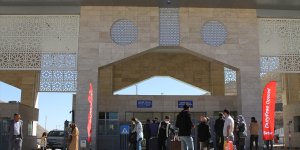 Tamamen açılan Van'daki Kapıköy Gümrük Kapısı'nda İranlı turist hareketliliği