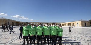 Alagöz Holding Iğdır Futbol Kulübü'nden Anıtkabir'e ziyaret