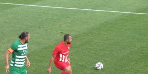 Elazığ Karakoçan son dakika golüyle puanı kaptı