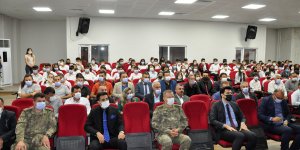 Çukurca'da 'Sınırda Sınırsız Eğitim Var Projesi' tanıtıldı