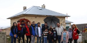 Gülümseme gününde güldürdüler